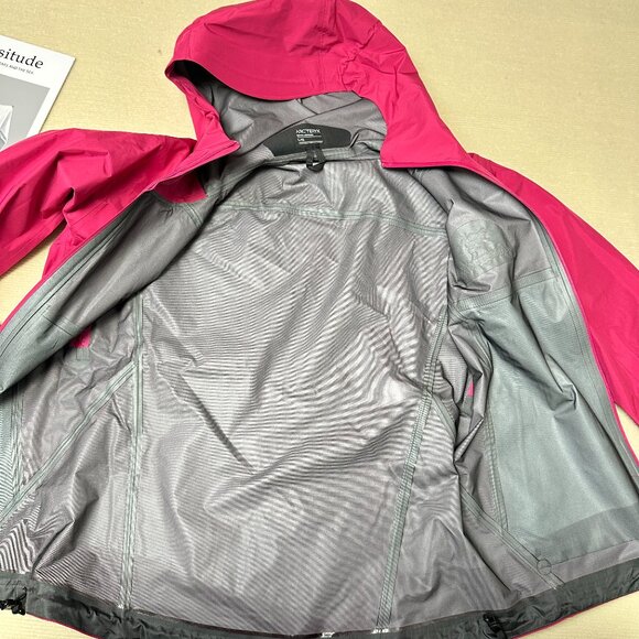 Arcteryx Beta Series Beta LT Hooded Hardshell Jacket, Size L - Picture 3 of 6
